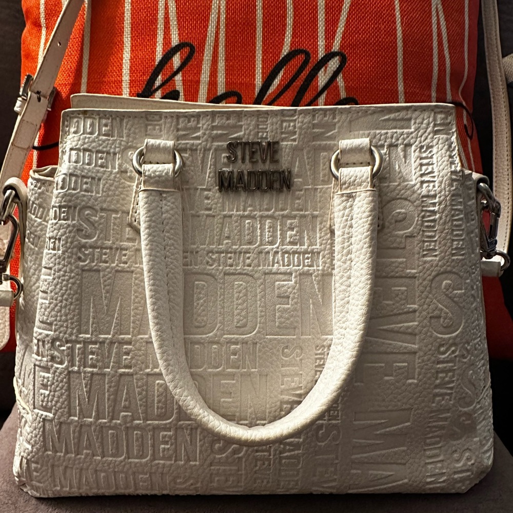 Steve Madden white purse